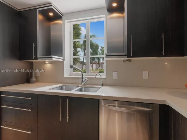 Продажа квартиры #19216 - фото 9239047