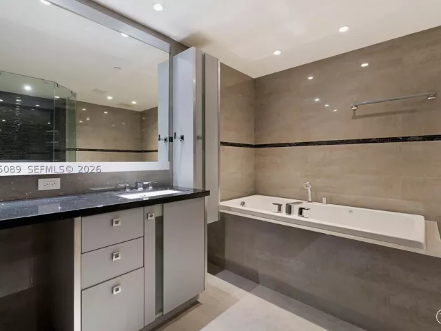 Продажа квартиры #19216 - фото 9239053