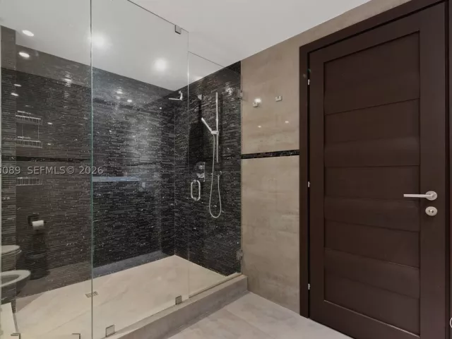 Продажа квартиры #19216 - фото 9239060