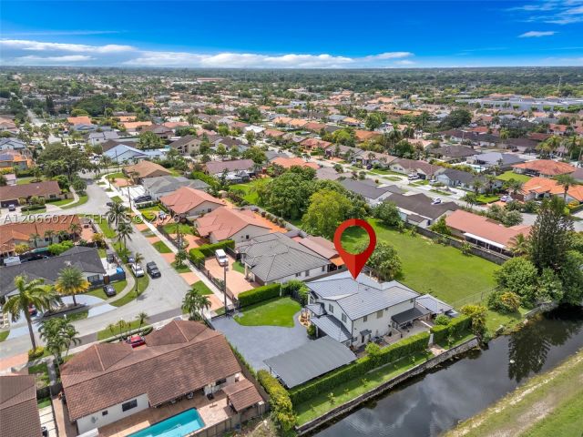 Продажа дома по адресу 14380 SW 36th St - фото 9236464