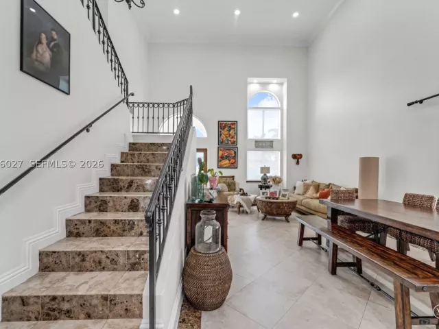 Продажа дома по адресу 14380 SW 36th St - фото 9236414