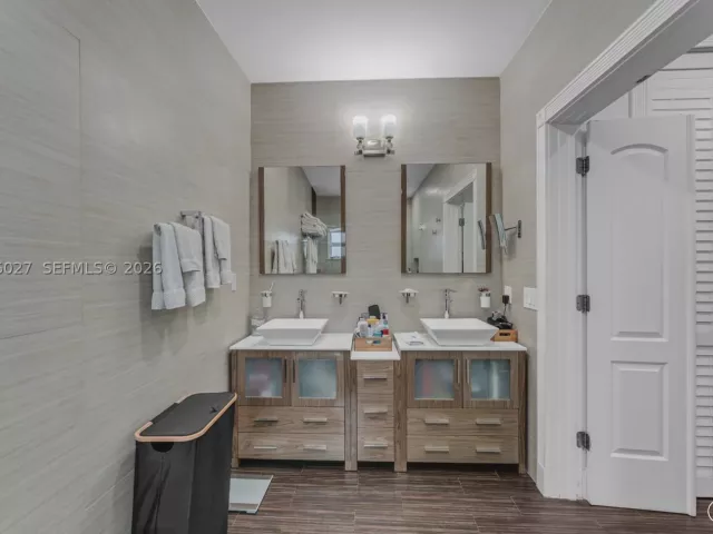 Продажа дома по адресу 14380 SW 36th St - фото 9236430