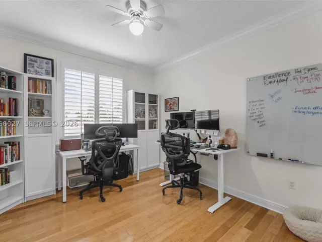 Продажа дома по адресу 14380 SW 36th St - фото 9236432