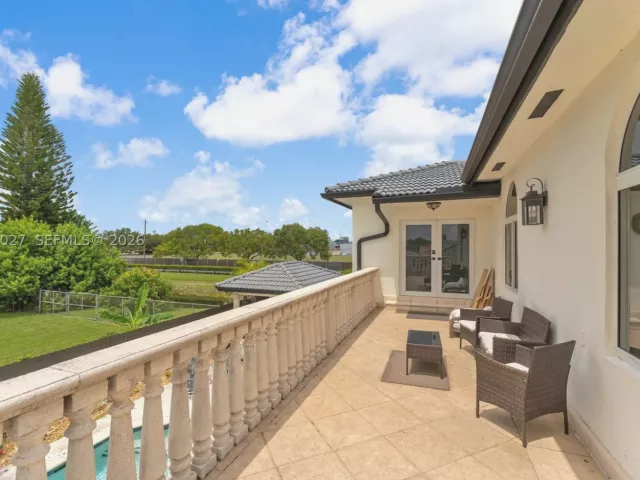 Продажа дома по адресу 14380 SW 36th St - фото 9236454
