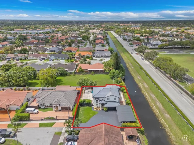 Продажа дома по адресу 14380 SW 36th St - фото 9236460