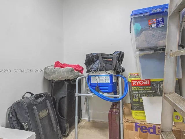 Продажа дома по адресу 2400 Brickell Ave 107D - фото 9262284