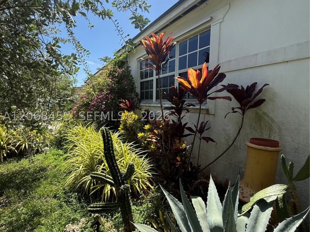 Продажа дома по адресу 130 NE 123rd St - фото 9237602