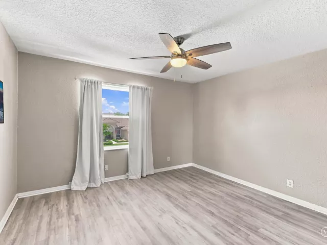 Продажа дома по адресу 20369 HACIENDA Court - фото 9311300
