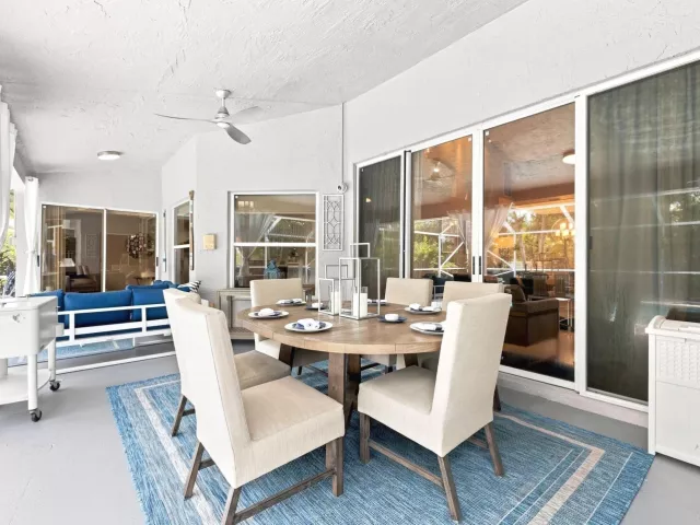 Продажа дома по адресу 20369 HACIENDA Court - фото 9311307