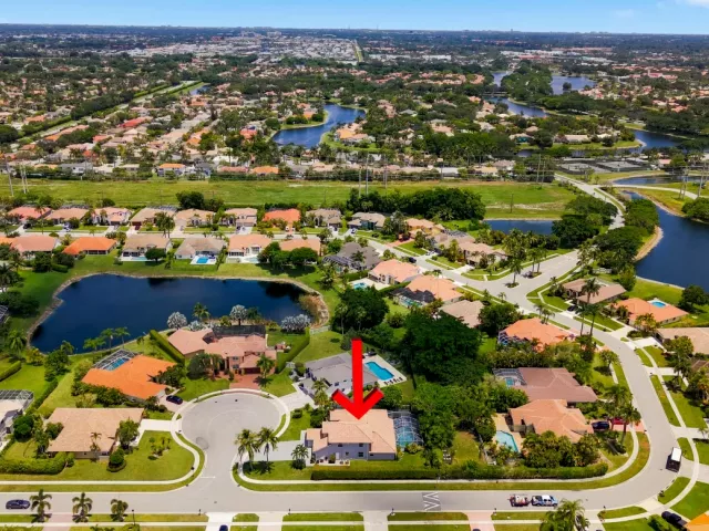 Продажа дома по адресу 20369 HACIENDA Court - фото 9311316