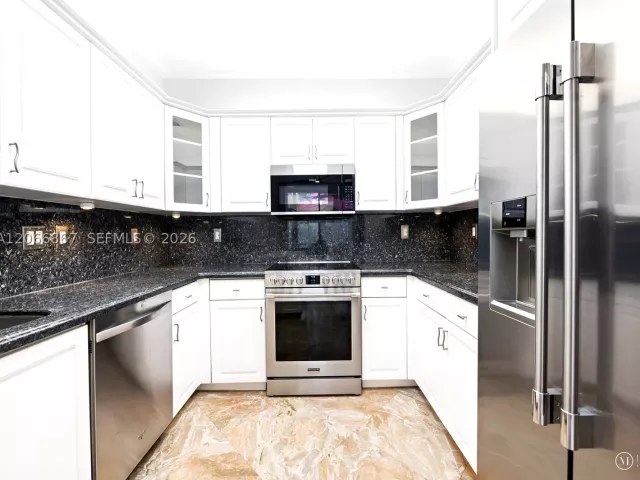Продажа дома по адресу 1515 Seagrape Way - фото 9237407