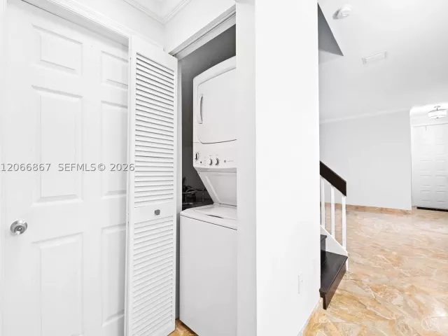 Продажа дома по адресу 1515 Seagrape Way - фото 9237408