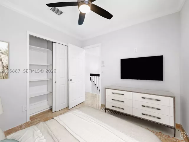 Продажа дома по адресу 1515 Seagrape Way - фото 9237438