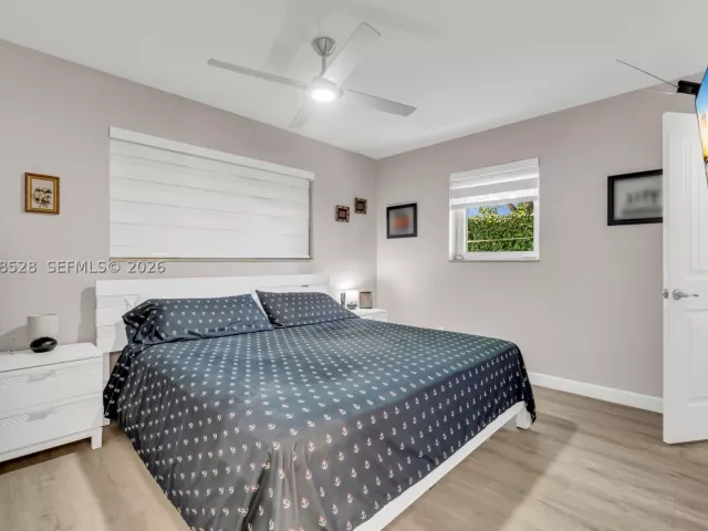 Продажа дома по адресу 4275 SW 87th Ave - фото 9263280