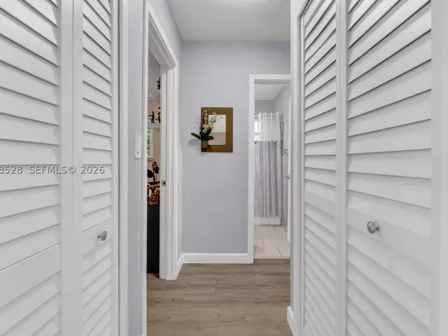 Продажа дома по адресу 4275 SW 87th Ave - фото 9263284