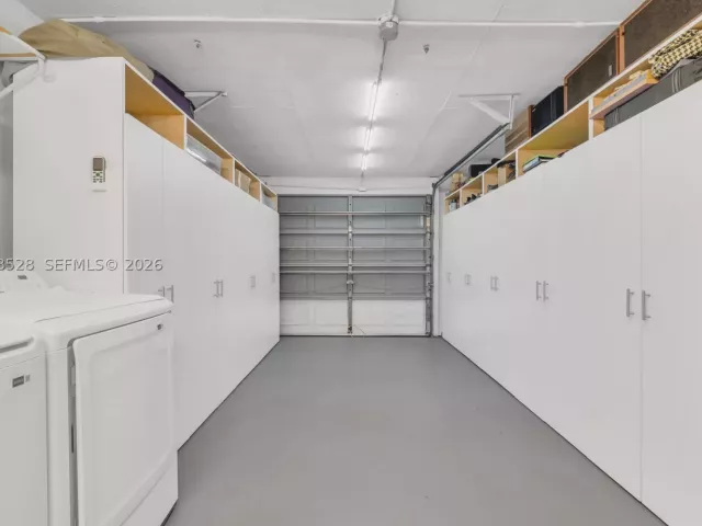 Продажа дома по адресу 4275 SW 87th Ave - фото 9263290