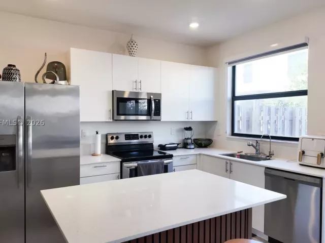 Продажа дома по адресу 23442 SW 127th Pl - фото 9243546