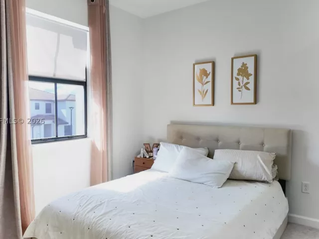 Продажа дома по адресу 23442 SW 127th Pl - фото 9243519