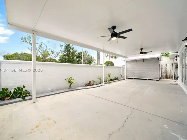 Продажа дома по адресу 5202 NW 187th St - фото 9246089