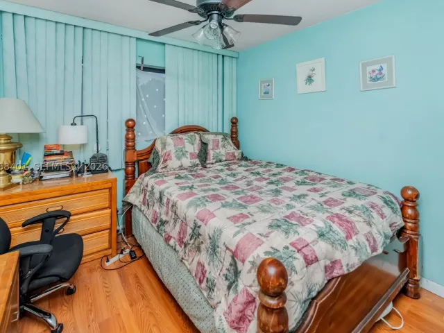 Продажа дома по адресу 1365 NW 192nd Ter - фото 9245975