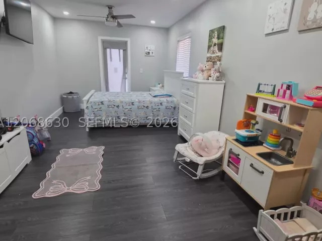 Продажа дома по адресу 11122 SW 143rd Ct - фото 9272405