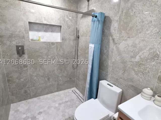 Продажа дома по адресу 11122 SW 143rd Ct - фото 9272406