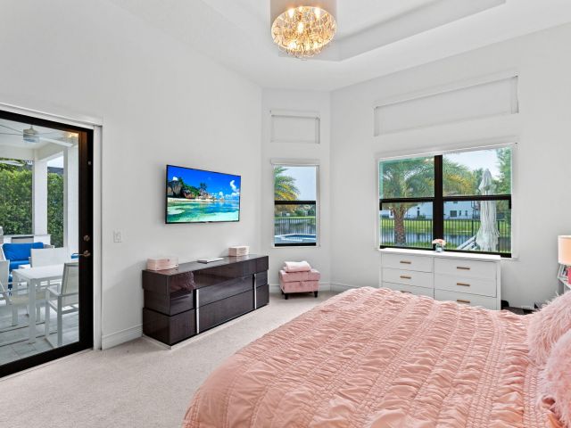 Продажа дома по адресу 16813 PAVILION Way - фото 9233355