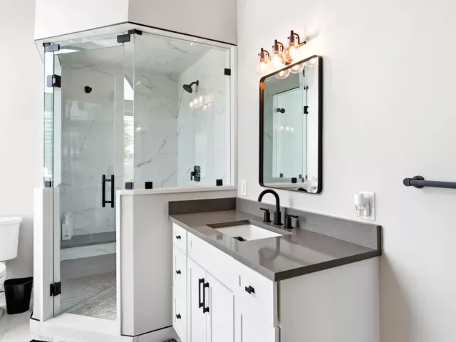 Продажа дома по адресу 2447 SE 10th Street - фото 9275296