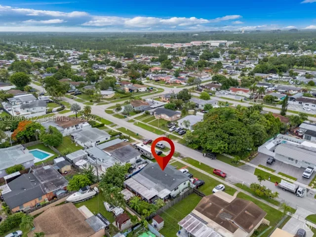 Продажа дома по адресу 11940 SW 186th St - фото 9301133