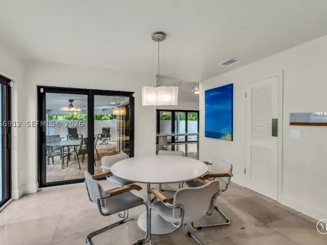 Продажа дома по адресу 7820 SW 89th Ln - фото 9260032