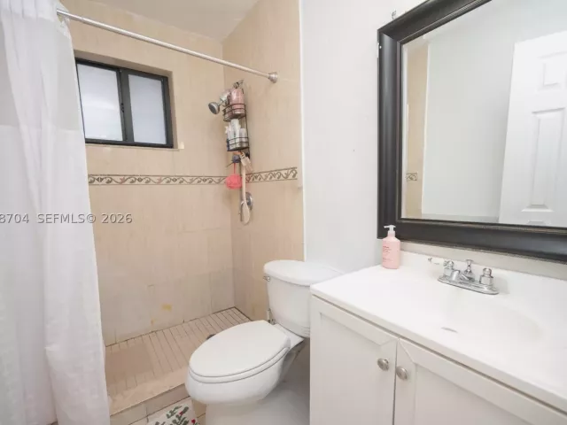 Продажа дома по адресу 2920 SW 69th Ave - фото 9290539