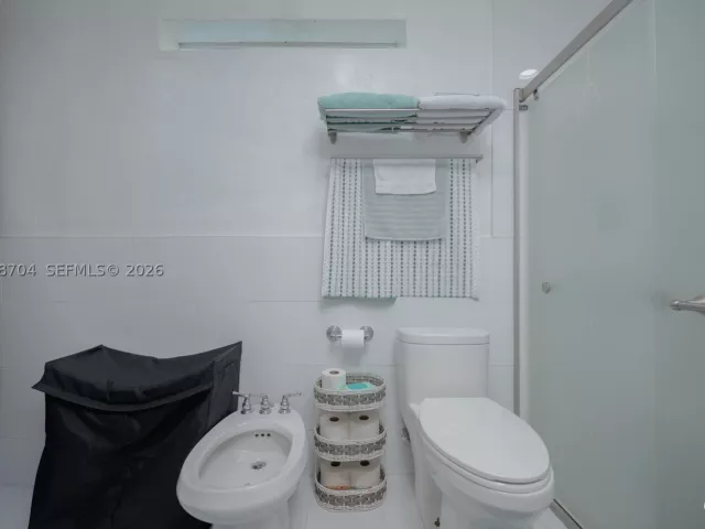 Продажа дома по адресу 2920 SW 69th Ave - фото 9290547