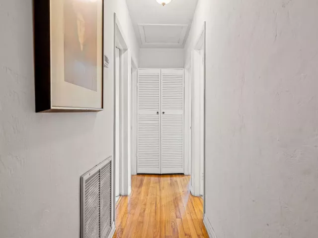 Продажа дома по адресу 331 Tamiami Canal Road - фото 9241777