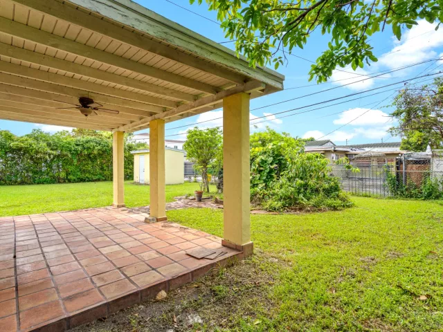 Продажа дома по адресу 331 Tamiami Canal Road - фото 9241798
