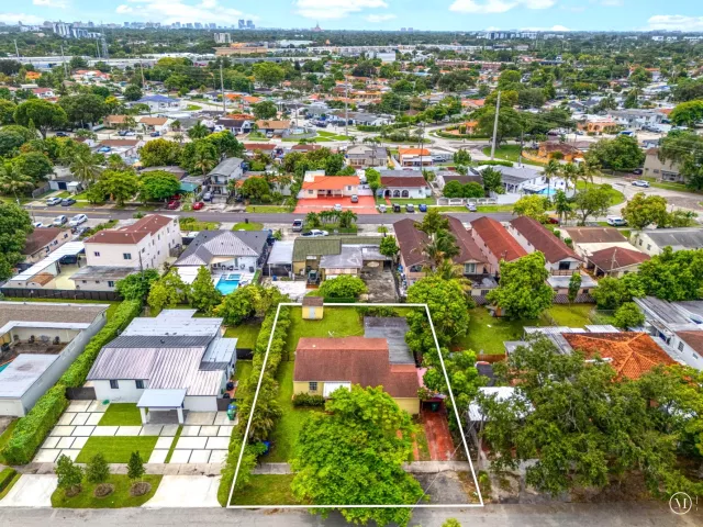 Продажа дома по адресу 331 Tamiami Canal Road - фото 9241820