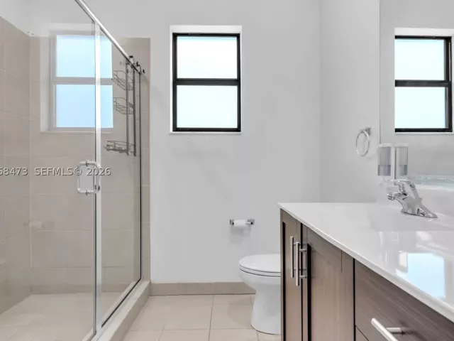 Продажа дома по адресу 24900 SW 107th Ct - фото 9240500