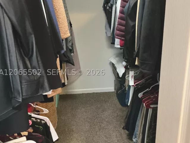Продажа дома по адресу 15857 NW 4th Court - фото 9270022