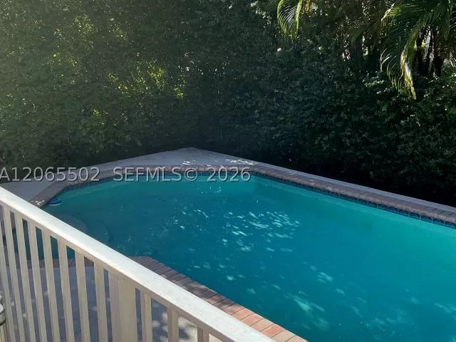 Продажа дома по адресу 15857 NW 4th Court - фото 9270013