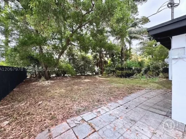 Продажа дома по адресу 1108 SW 22nd Ave - фото 9274342