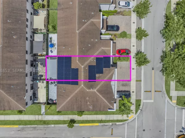 Продажа дома по адресу 550 NE 207th St - фото 9283031