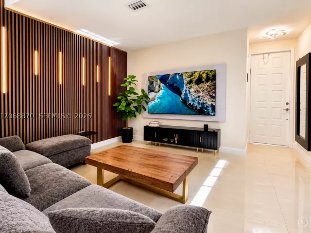 Продажа дома по адресу 1135 Cherrypalm Ln - фото 9252380