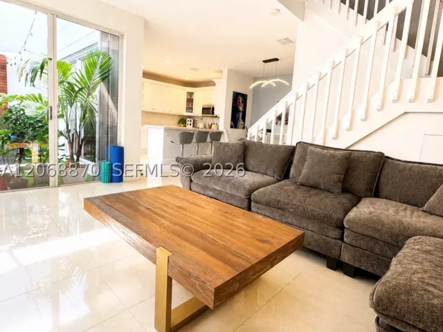 Продажа дома по адресу 1135 Cherrypalm Ln - фото 9252382
