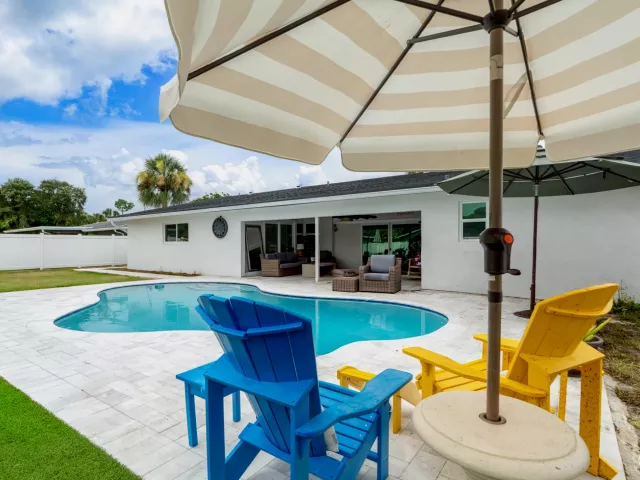 Продажа дома по адресу 1780 SW 12TH Street - фото 9247538