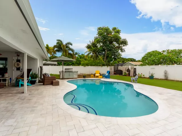 Продажа дома по адресу 1780 SW 12TH Street - фото 9247540