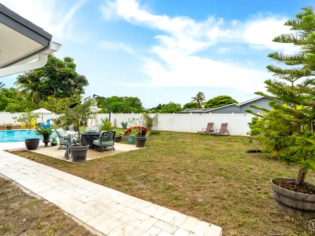 Продажа дома по адресу 1780 SW 12TH Street - фото 9247563