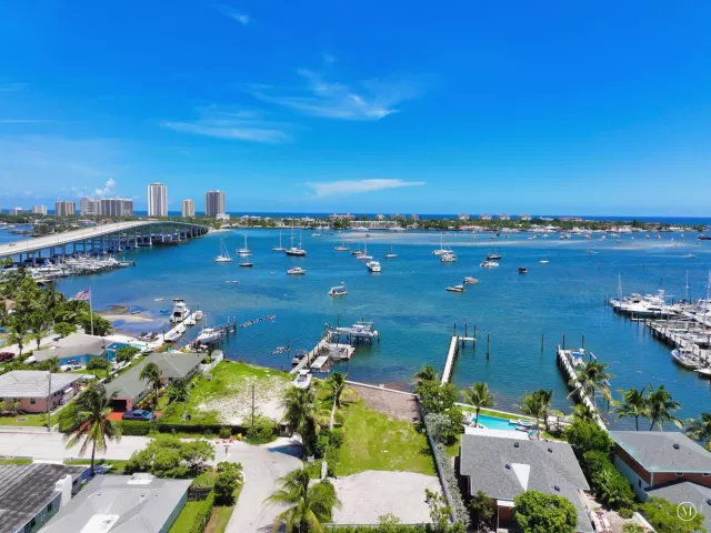 Продажа дома по адресу 265 E 23RD Street - фото 9282493