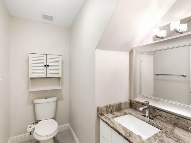 Продажа дома по адресу 6384 Adriatic Way - фото 9247200