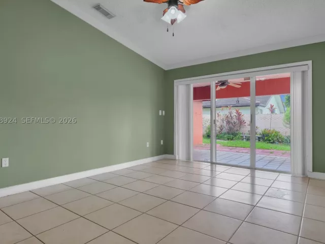 Продажа дома по адресу 901 NW 128th Pl - фото 9255038