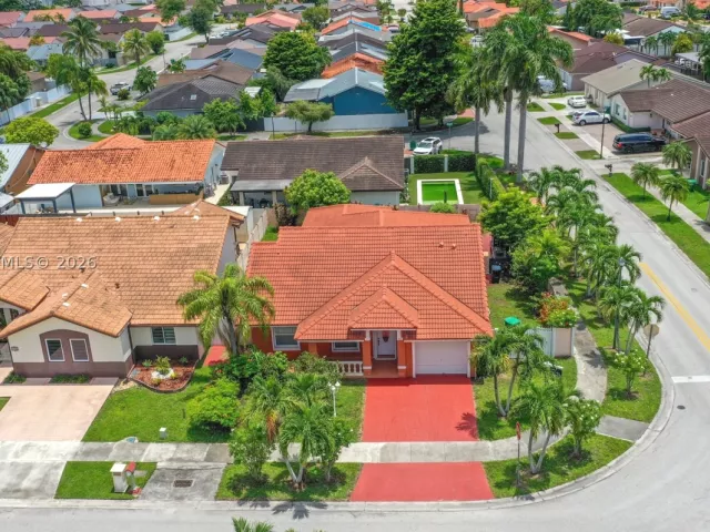 Продажа дома по адресу 901 NW 128th Pl - фото 9255060