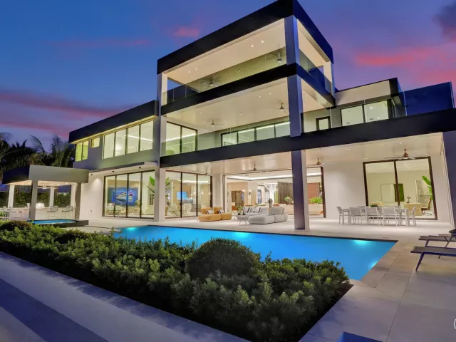 Продажа дома по адресу 23 ISLA BAHIA Drive - фото 9375310